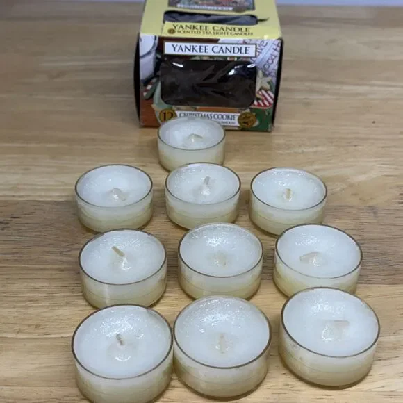 Yankee Candle Christmas Cookie Scent Box of 10 Scented Tea Light Candles Retired - Picture 5 of 9